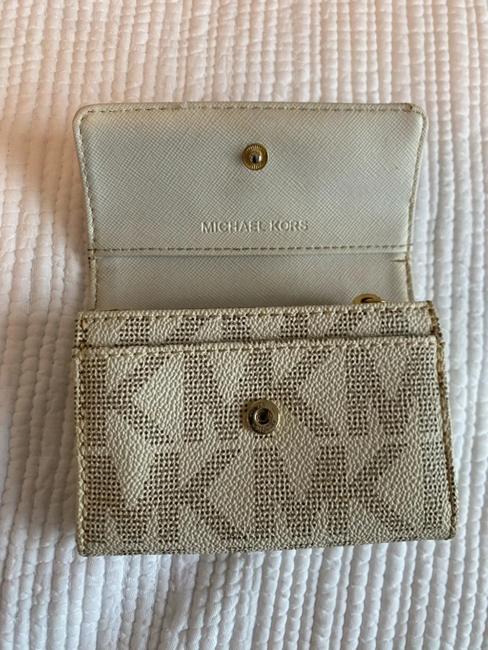 Michael Kors classic michael